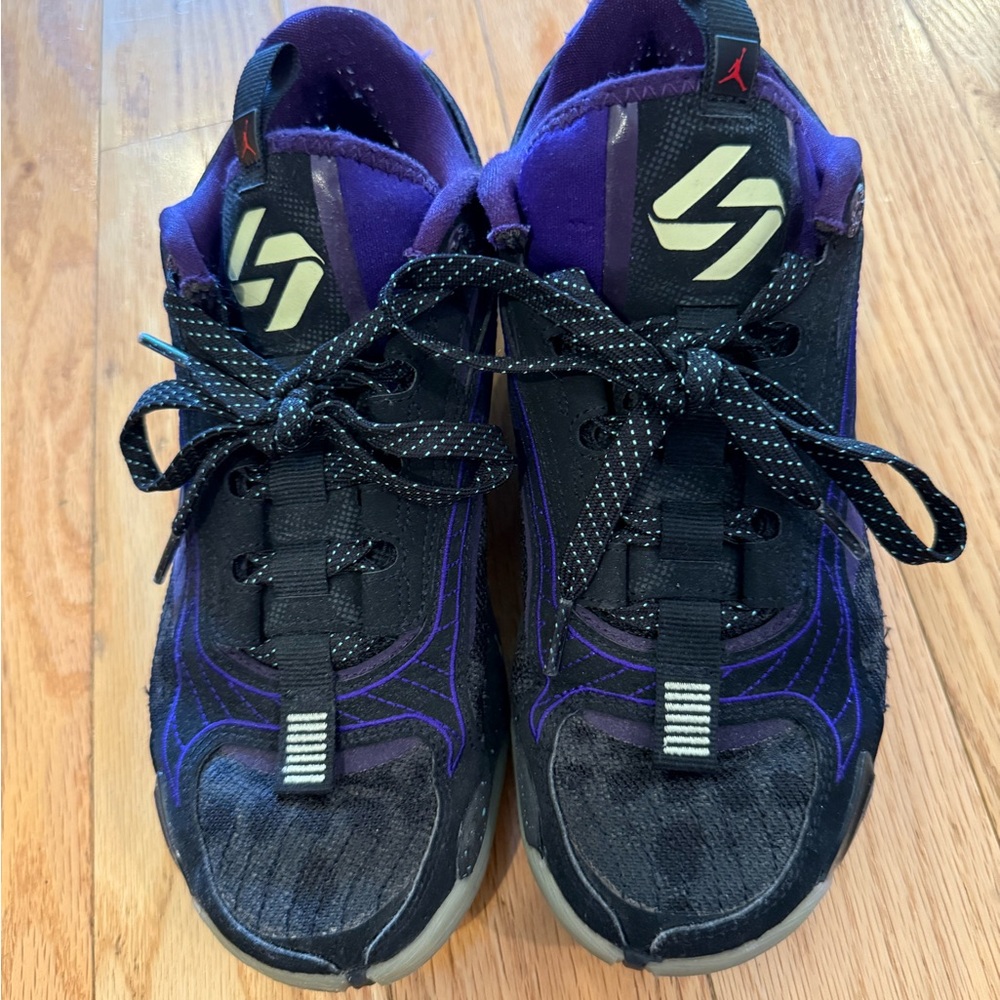Nike Kids Shoes Black and Purple